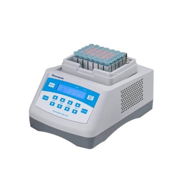 Shaker microplate